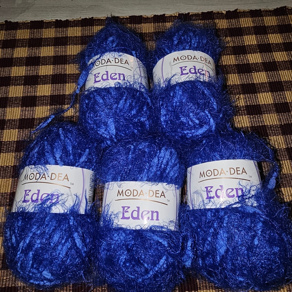 New Moda Dea Eden Paradise‎ Yarn 83 Yards Lot 5 Full
